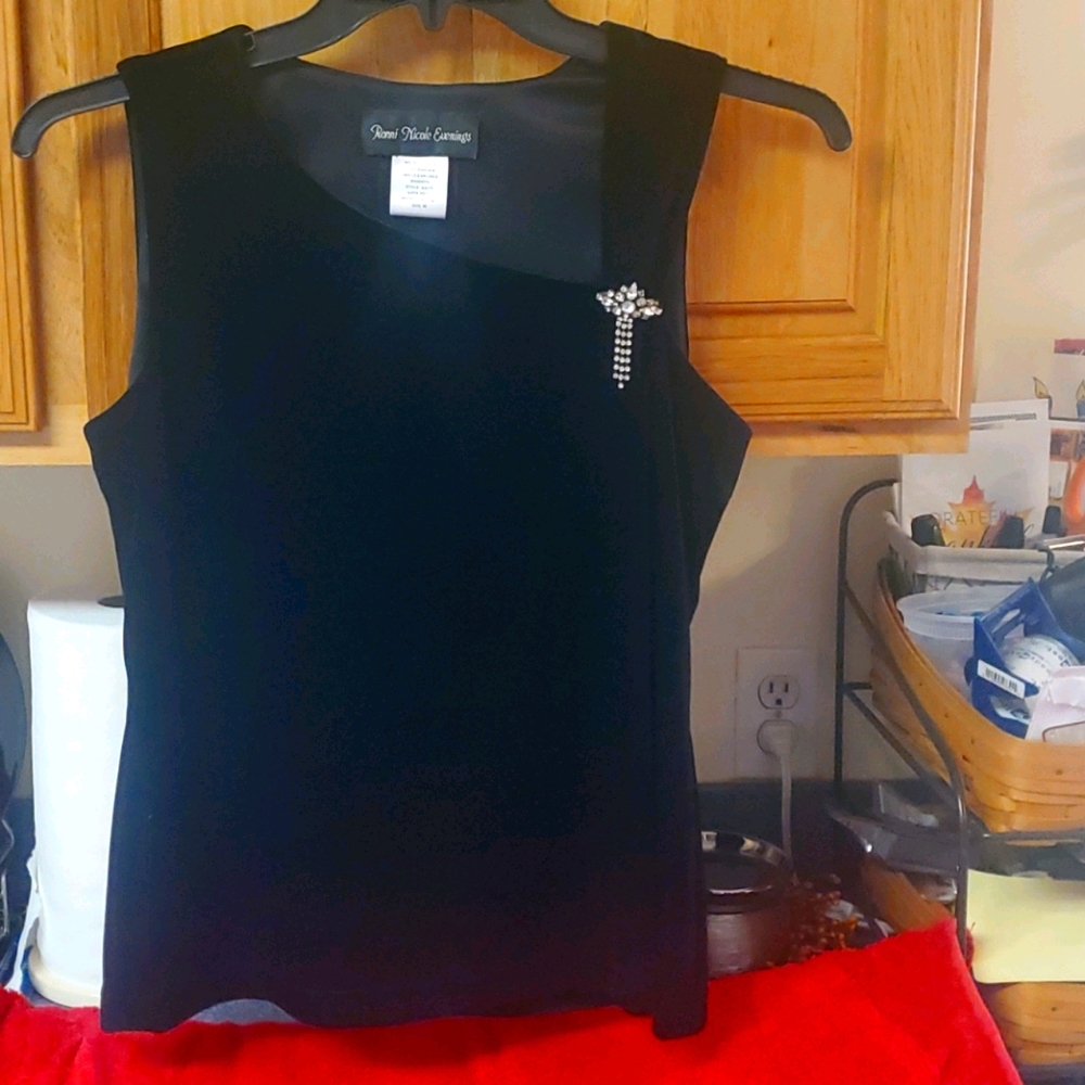 Women's velvet top